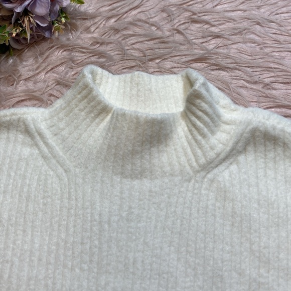 Spiritual Gangster Funnel Neck Rib Sweater Ivory sz M - Picture 4 of 11
